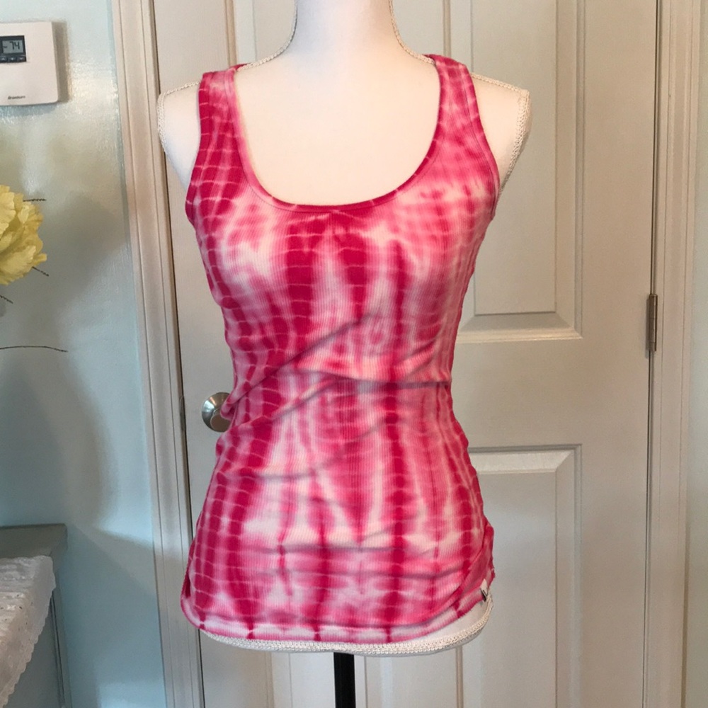 Kirra fitted stretch tank top